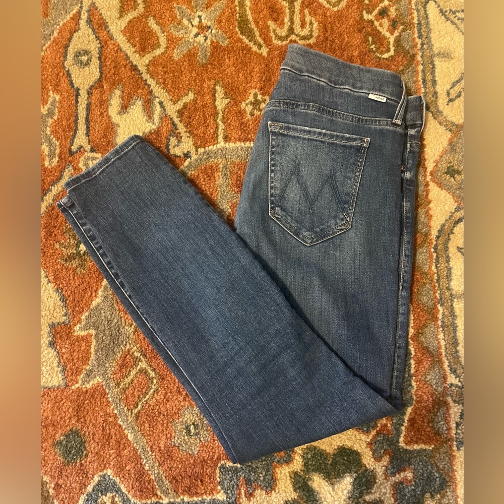 Mother jeans. Size 27. The looker crop come sundown.